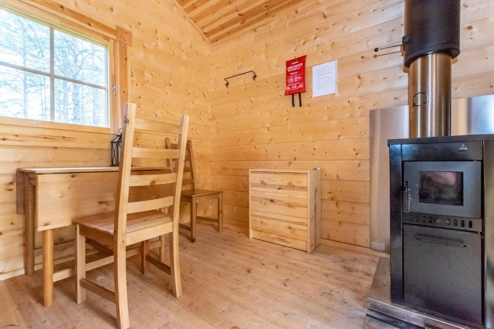 Karhunkierros Cabins & Huts Salla Eksteriør bilde